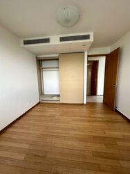 Marina Bay Residences (D1), Condominium #529477221